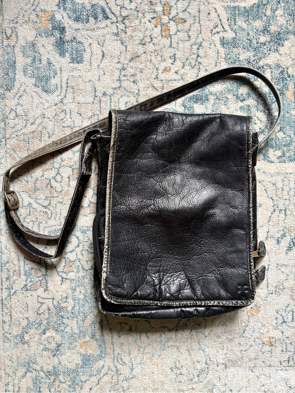 Vintage FRYE Leather Messenger Bag Distressed Wrecked Black Shoulder Bag Long